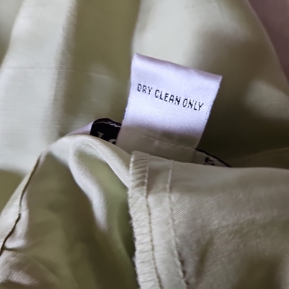 Studio JPR Silk Light Green Trousers Pants Tapered Leg Size 12 - Picture 16 of 16